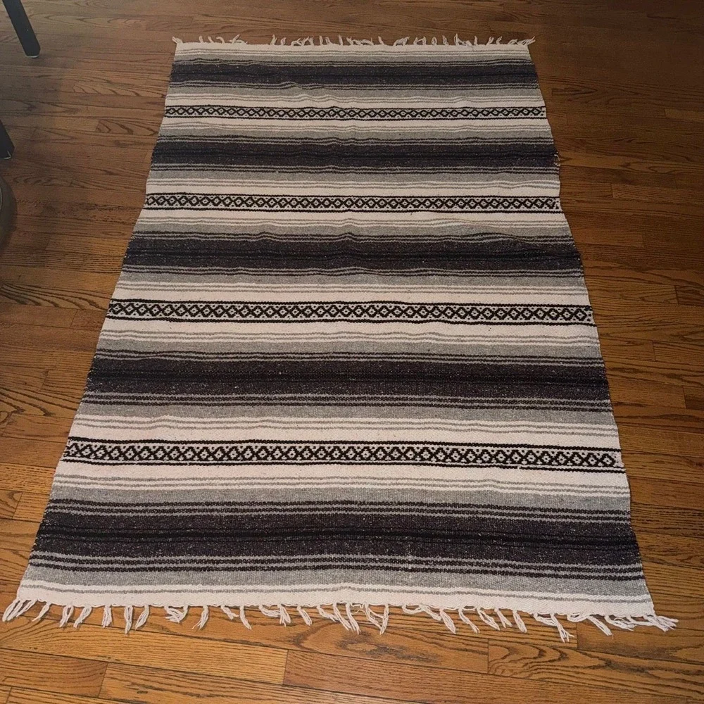 Traditional Mexican Falsa blanket-Yoga-Beach-Picnic Approx 46.75x69.25